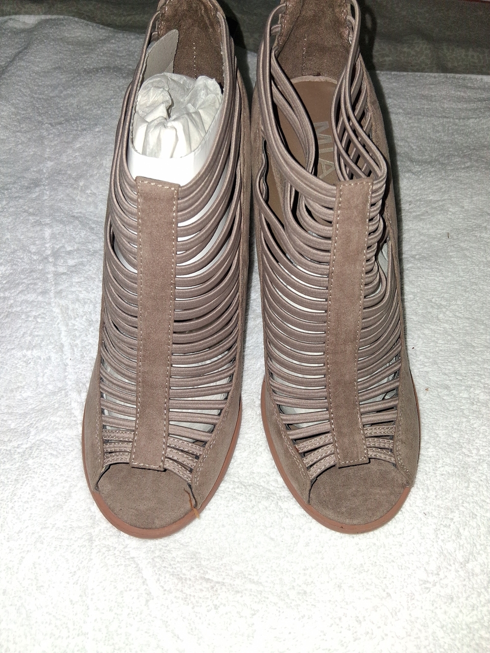 MIA Taupe Strappy Peep-Toe Cage Heels